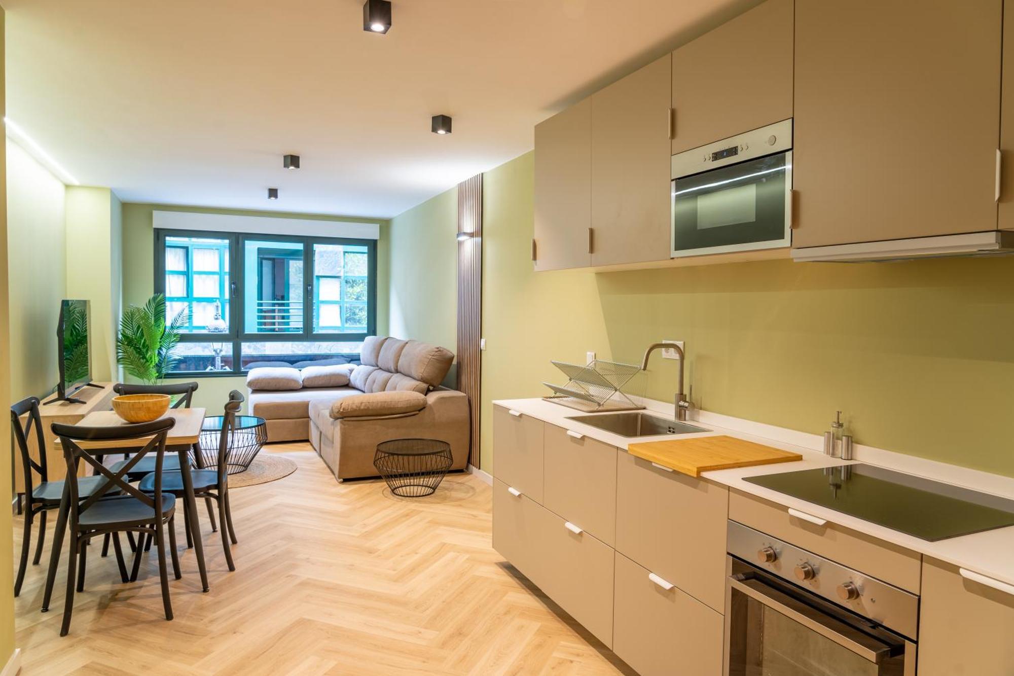 Amplio Apartamento En Centro By Renthas * Oviedo